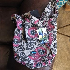 Kavu new with tags red black floral crossbody bag
